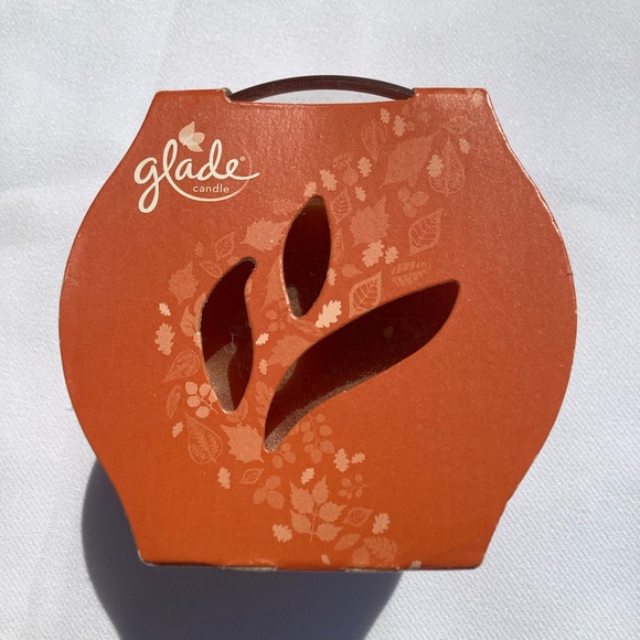 Limited Edition Glade Candle Pumpkin Pie Diner Fall Season - Picture 2 of 6